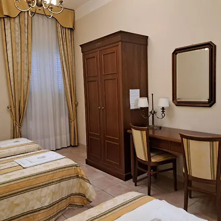 Hotel Casa Pace E Bene 2*