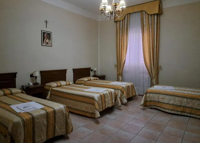 Casa Pace E Bene ホテル サン・ジョバンニ・ロトンド